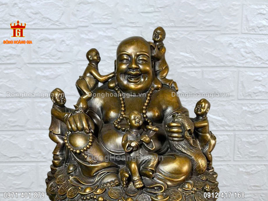 Thờ cúng tượng Phật Di Lặc mang lại sự bình an cho gia chủ